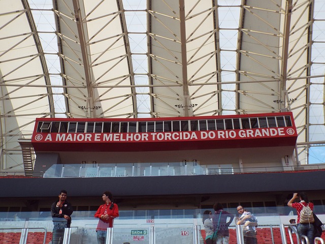 略显不符 略显不符